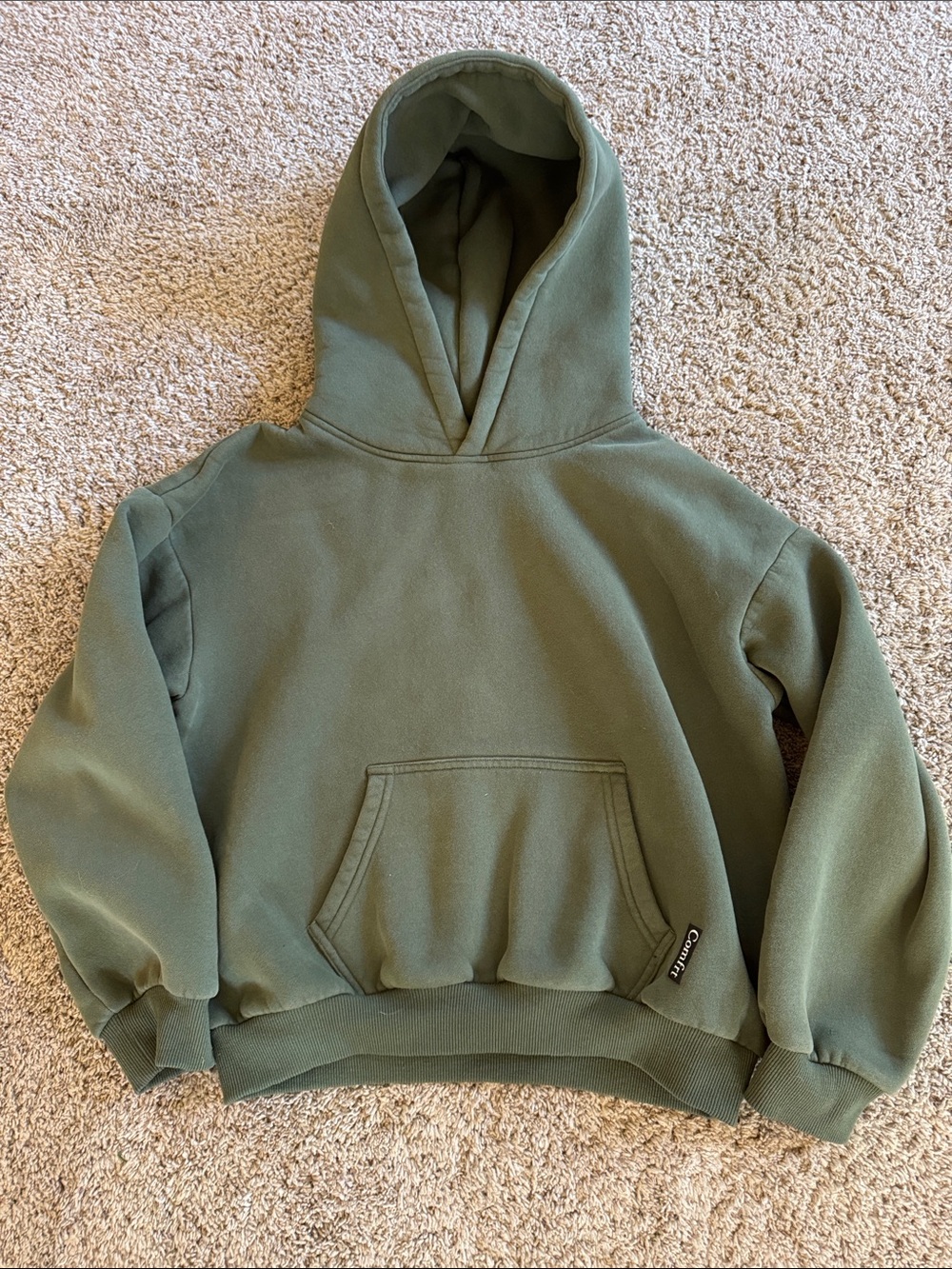Comfrt youth XL Olive Green Pullover Hoodie Sweatshirt. EUC